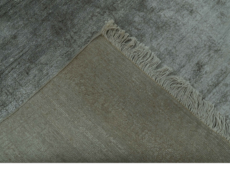 Modern Gray Solid Design 6x8.7 Hand Knotted Wool Area Rug - The Rug Decor