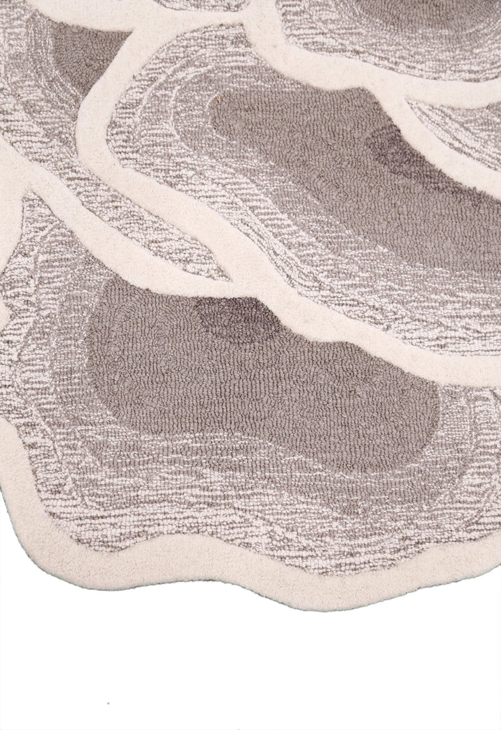 Modern Petal Layers Ivory Hand Tufted 6x8 Wool Area Rug - The Rug Decor