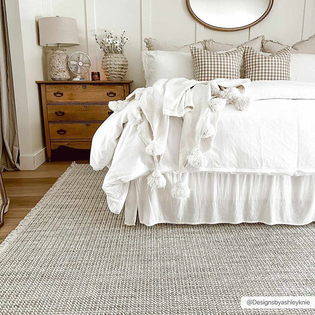 Modern Style Flatwoven Cream Area Rug - The Rug Decor
