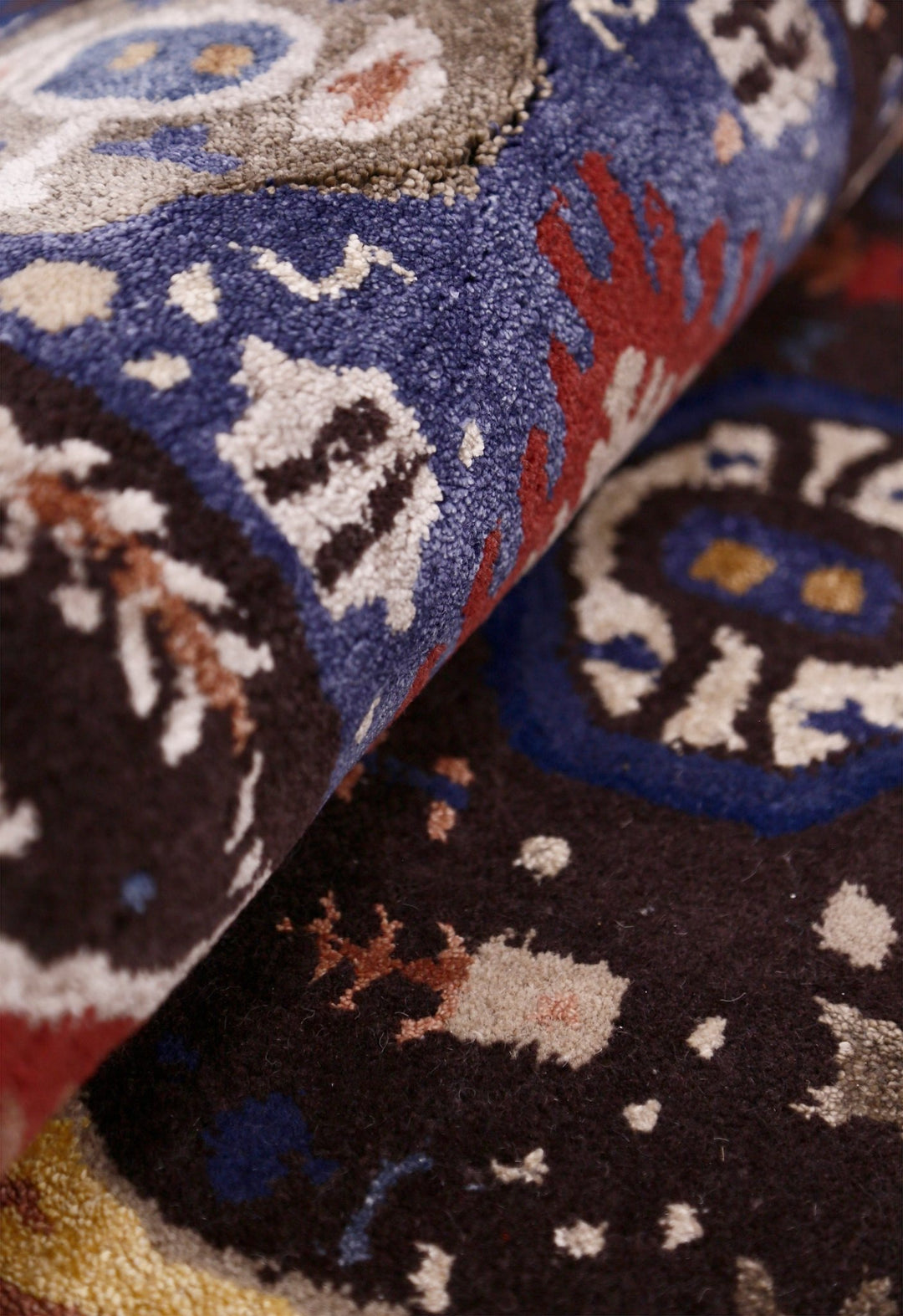 Modern Tribal Design Maroon Hand Tufted 4x8 Wool Area Rug - The Rug Decor