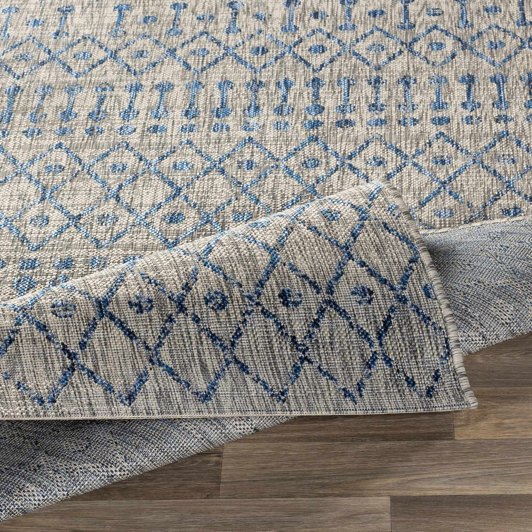 Newbern Modern Geometrical Blue And Gray Machine Woven Outdoor Rug - The Rug Decor