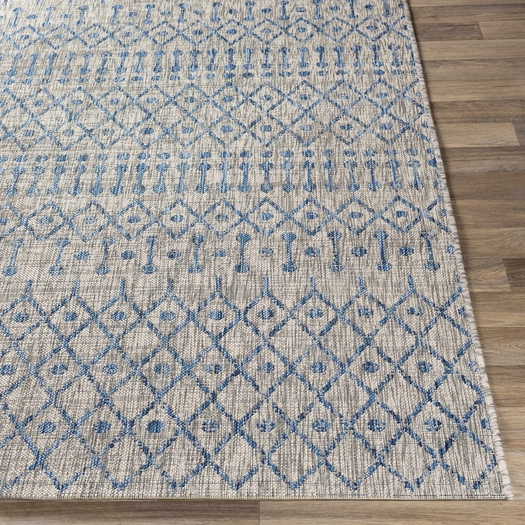 Newbern Modern Geometrical Blue And Gray Machine Woven Outdoor Rug - The Rug Decor