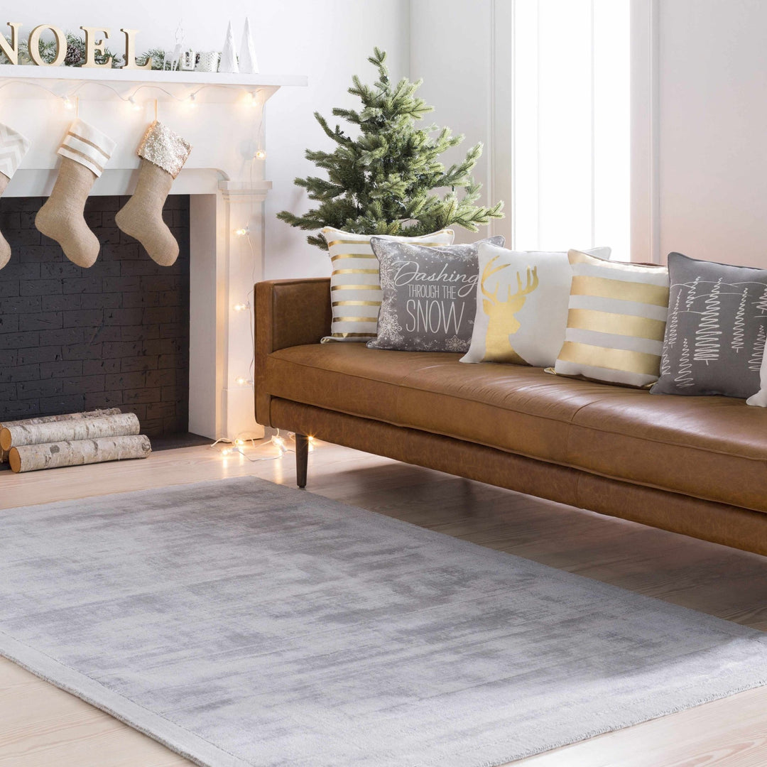 Niota Gray Modern Solid Design Hand Loomed Area Rug - The Rug Decor