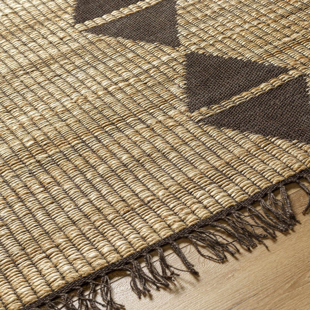 Ochoa Traditional Camel And Tan Jute Rug - The Rug Decor