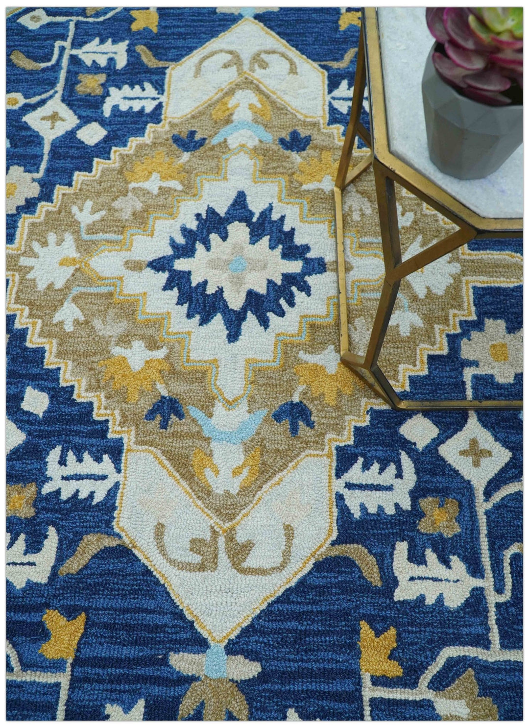 Ollie Traditional Blue And Ivory Hand Tufted Wool Rug - The Rug Decor