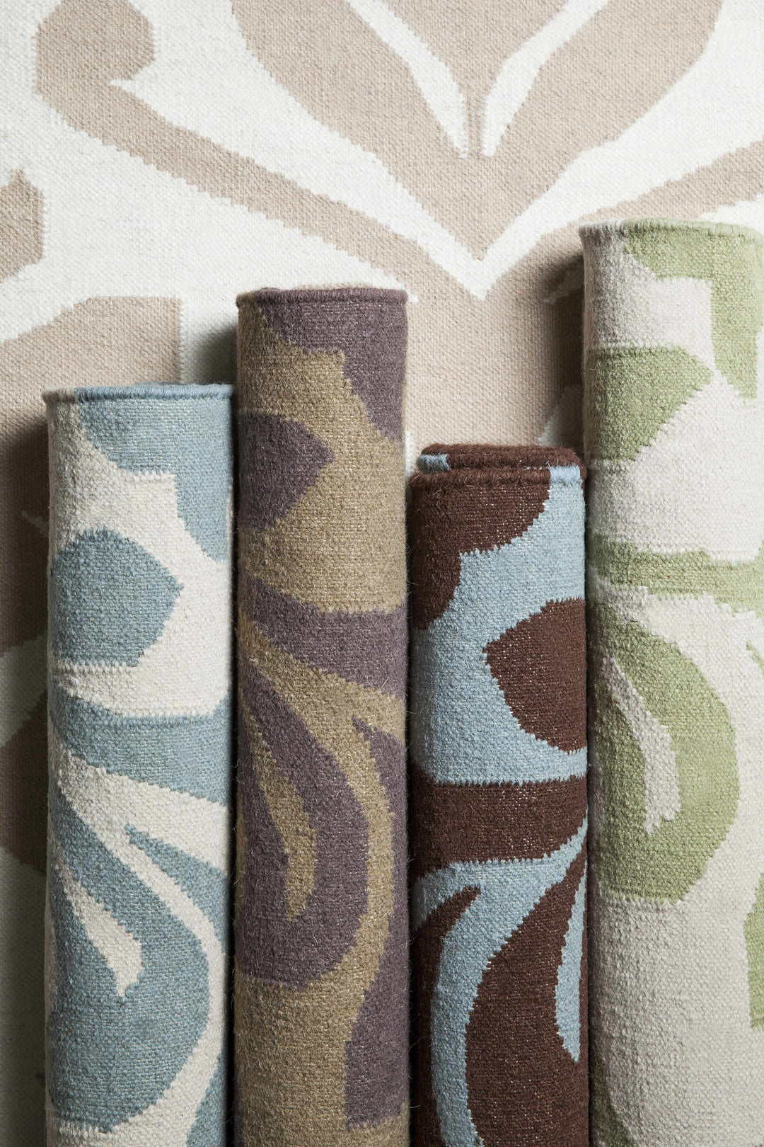 Oppelo Modern Floral Brown And Gray Hand Woven Area Rug