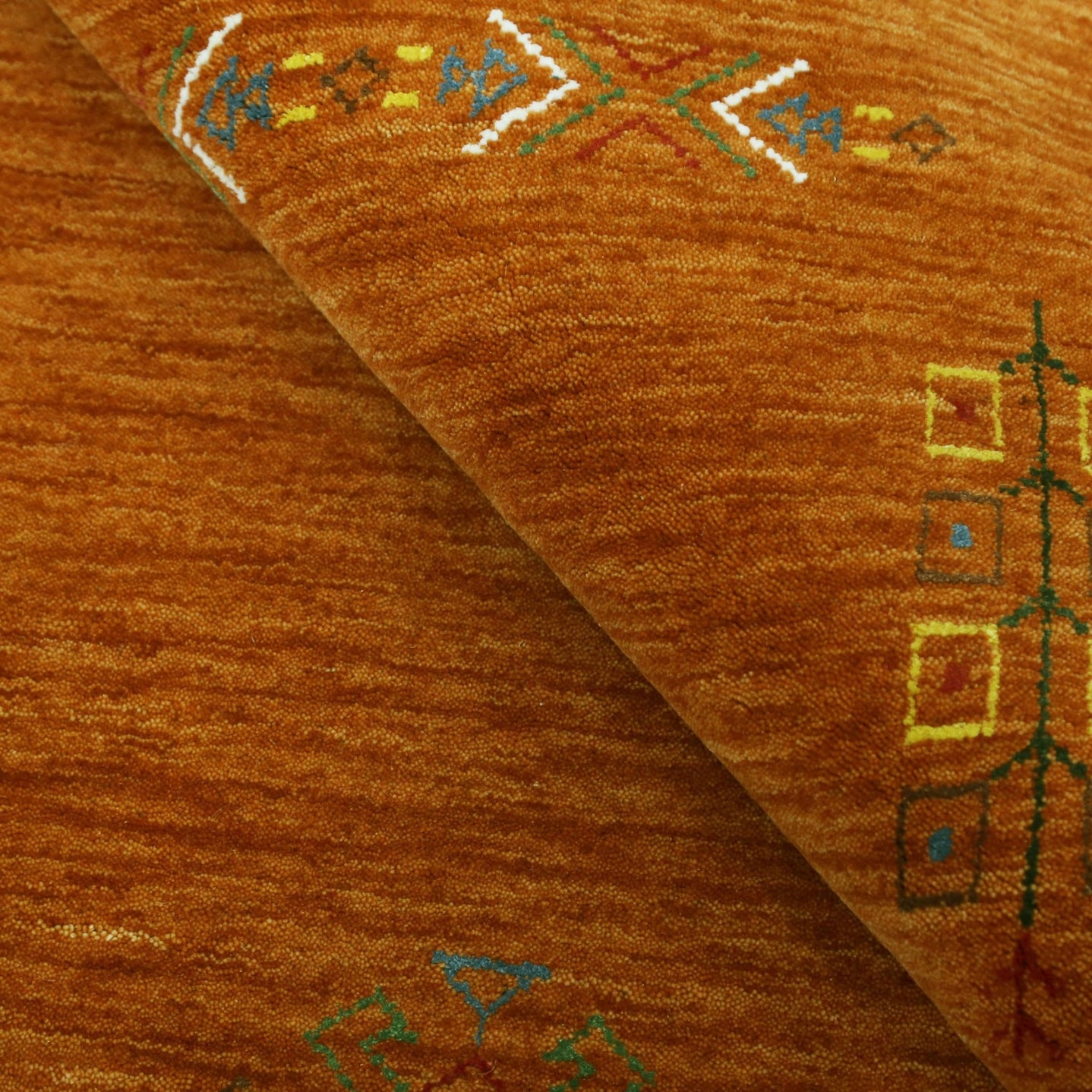 Orange Center Pattern Hand Loomed Wool Area Rug - The Rug Decor