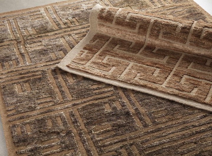 Oriskany Brown And Beige Modern Style Area Rug - The Rug Decor