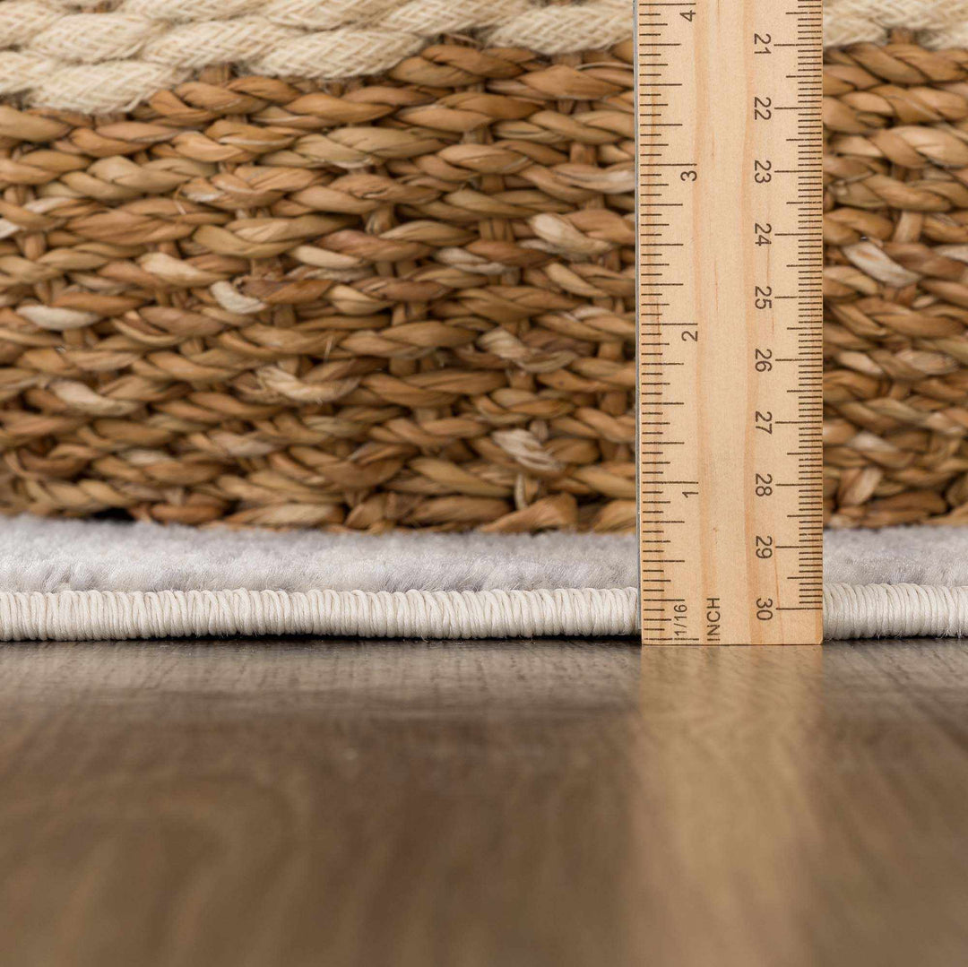 Peeta Gray And Beige Traditional Style Area Rug - The Rug Decor