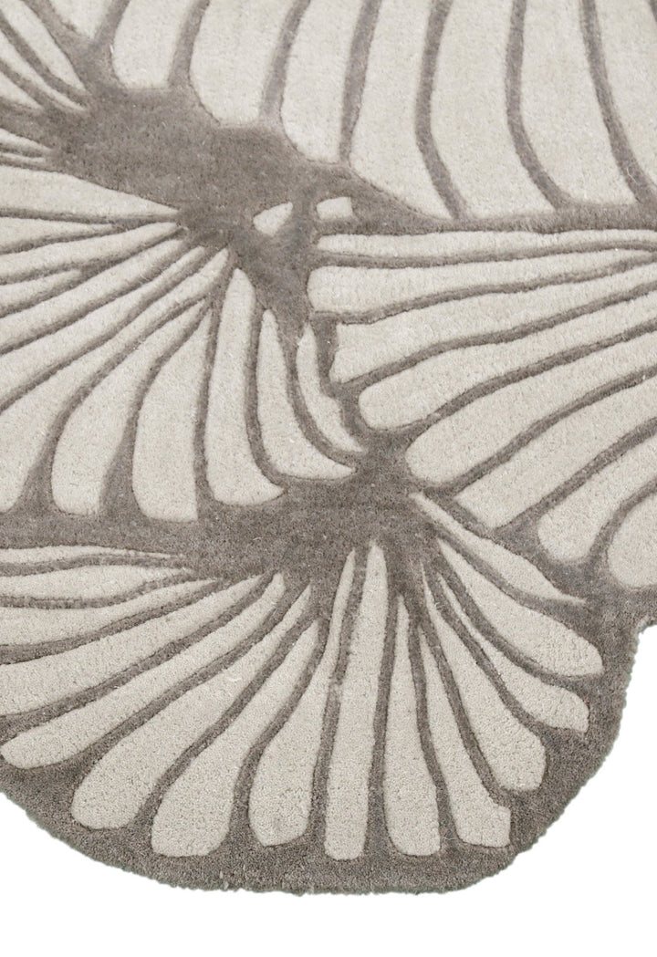 Petals Modern Floral Lace Beige Hand Tufted 5x7 Wool Rug - The Rug Decor