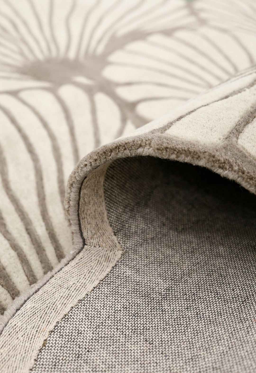 Petals Modern Floral Lace Beige Hand Tufted 5x7 Wool Rug - The Rug Decor