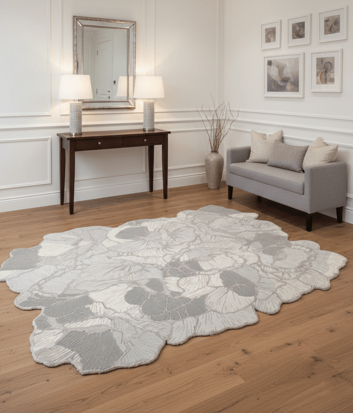 Petals Modern Gray Hand Tufted 5x7 Wool Area Rug - The Rug Decor