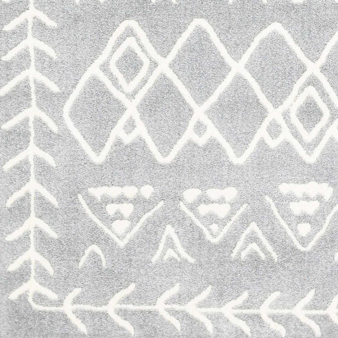 Plumsteadville Modern Style Gray And Ivory Area Rug