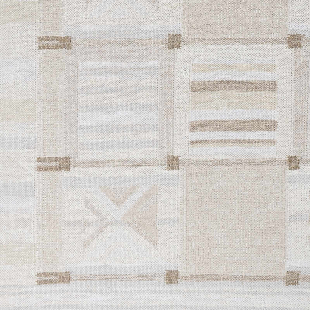 Pearcedale Modern Geometrical Design Ivory And Beige Area Rug