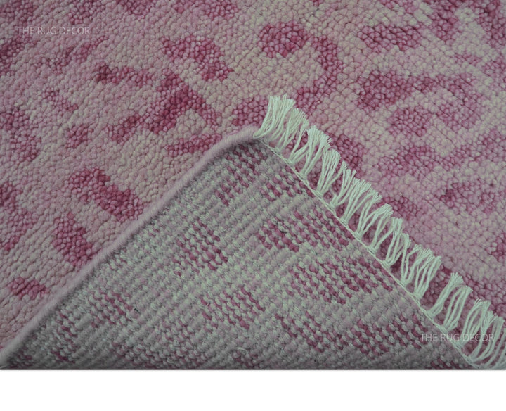 Quick Ship 8x10 Pink Contemporary Animal Design Hand Knotted Wool Rug - The Rug Decor