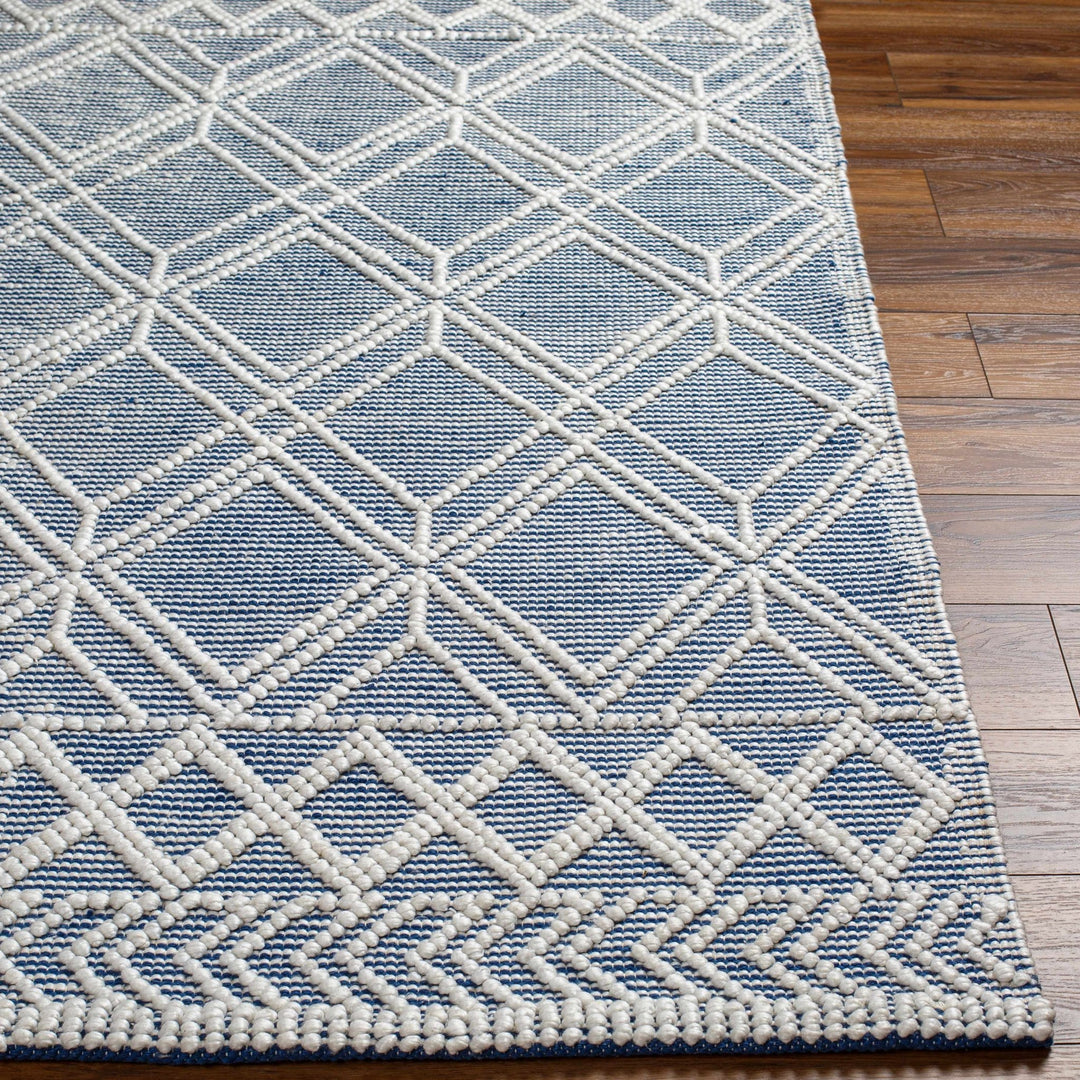 Rika Modern Geometric Design Ivory And Blue Hand Woven Rug - The Rug Decor