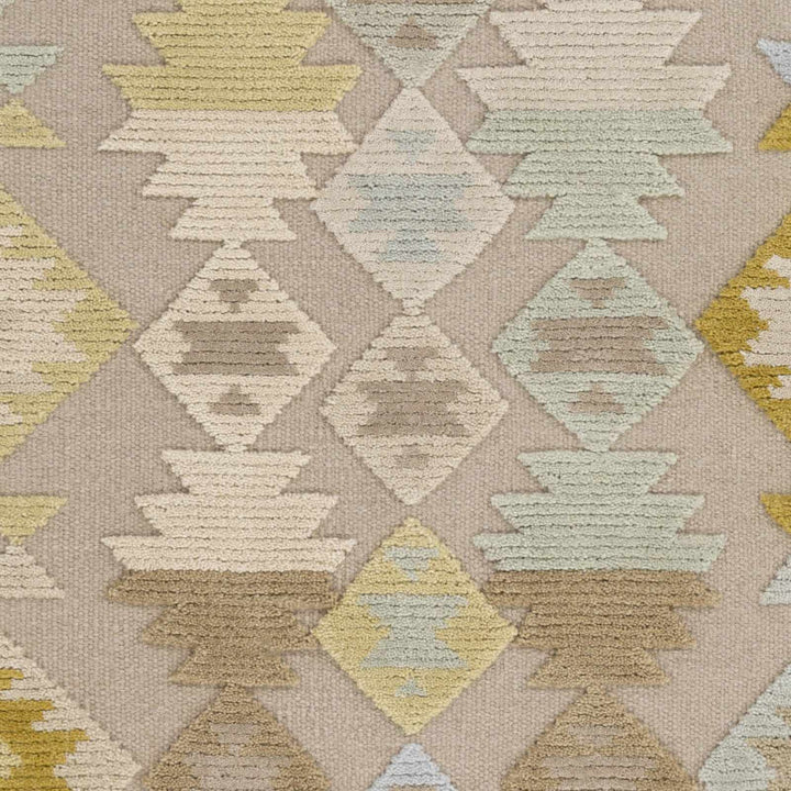 Rippon Traditional Style Taupe Hand Woven Area Rug