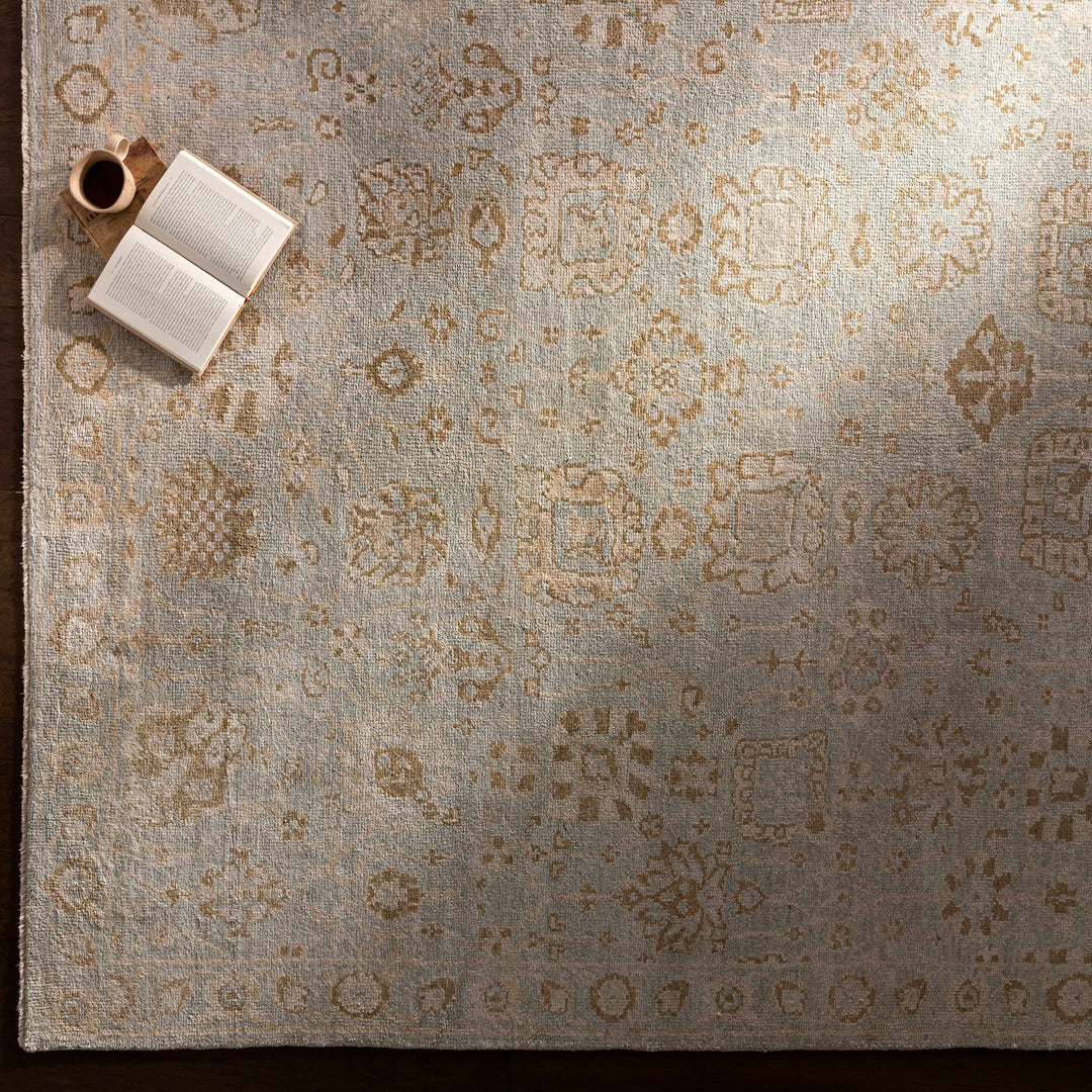 Ravenshead Gray And Beige Traditional Floral Design Hand Knotted Area Rug