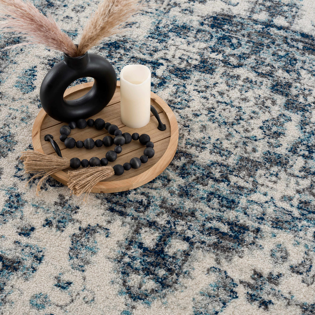 Istanbullu Traditional Style Ivory And Blue Area Rug