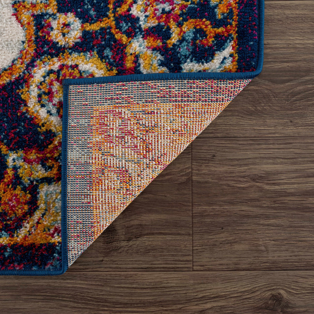 Istanbul Traditional Style Ivory And Rust Area Rug