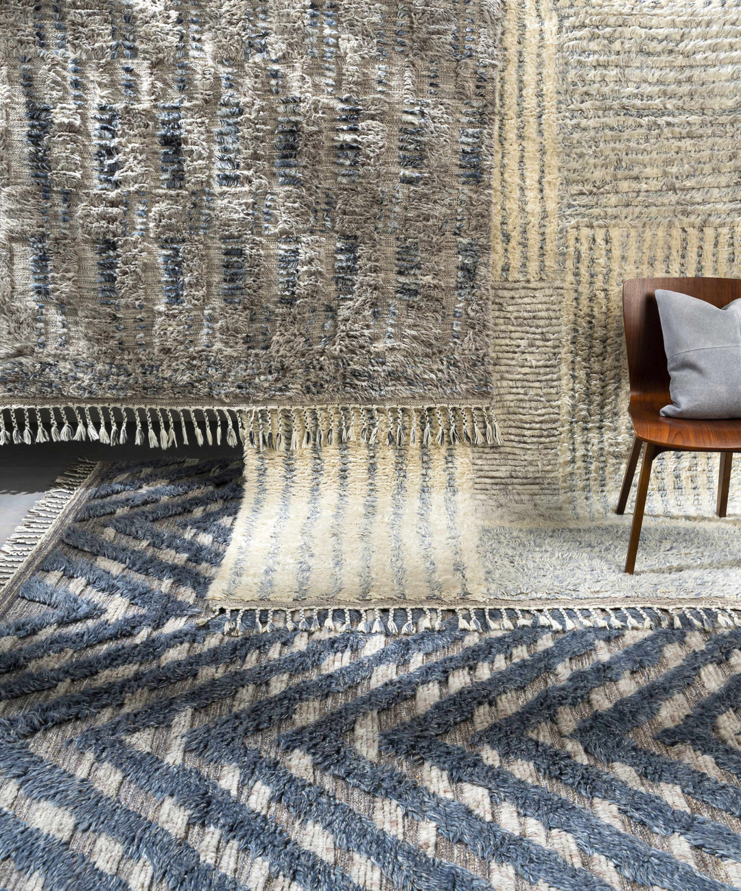 Plean Modern Style Ivory And Gray Hand Knotted Area Rug