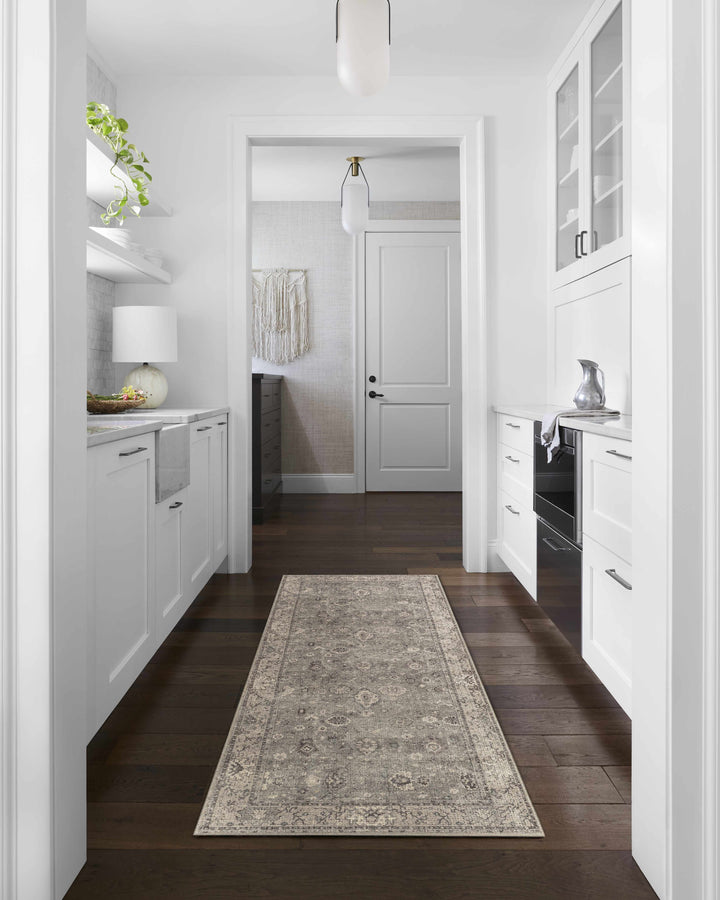 Yvon Traditional Gray Oushak Machine Woven Rug