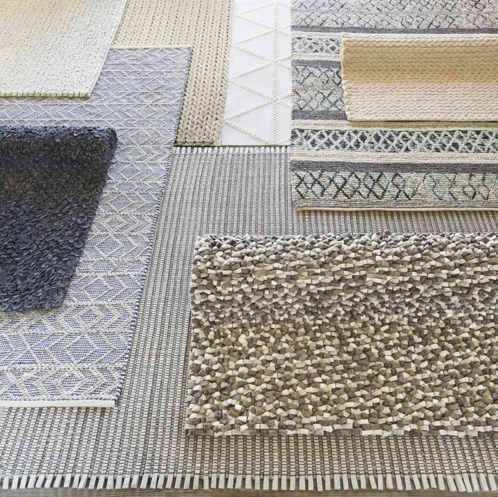 Scotrun Contemporary Gray And Charcoal Premium Rug - The Rug Decor