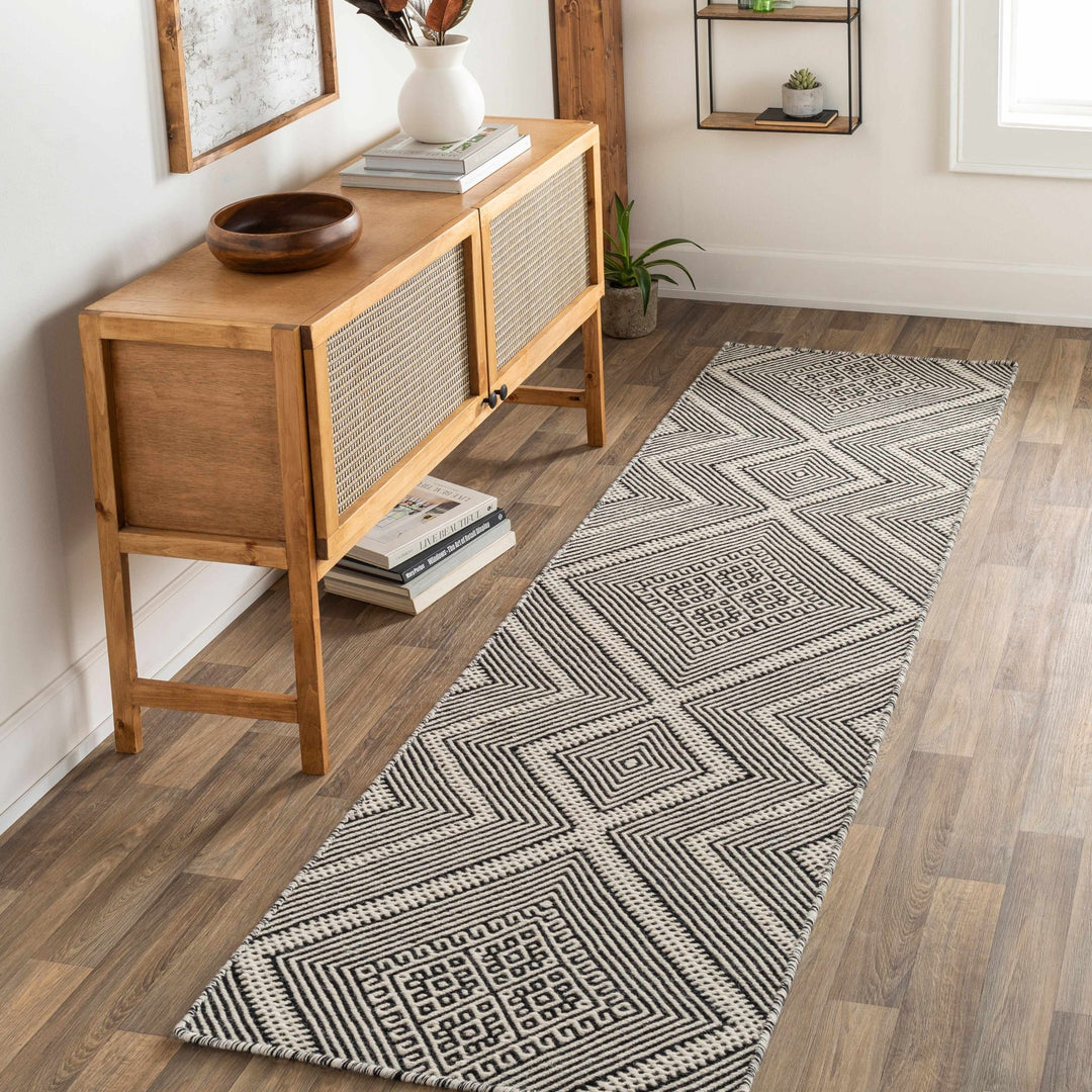 Silifke Ivory And Black Modern Geometrical Hand Woven Area Rug - The Rug Decor