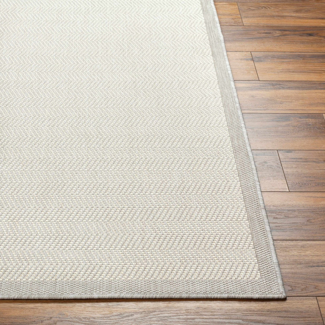 Silver And Ivory Contemporary Chevron Pattern Machine Woven Indoor/Outdoor Rug - The Rug Decor