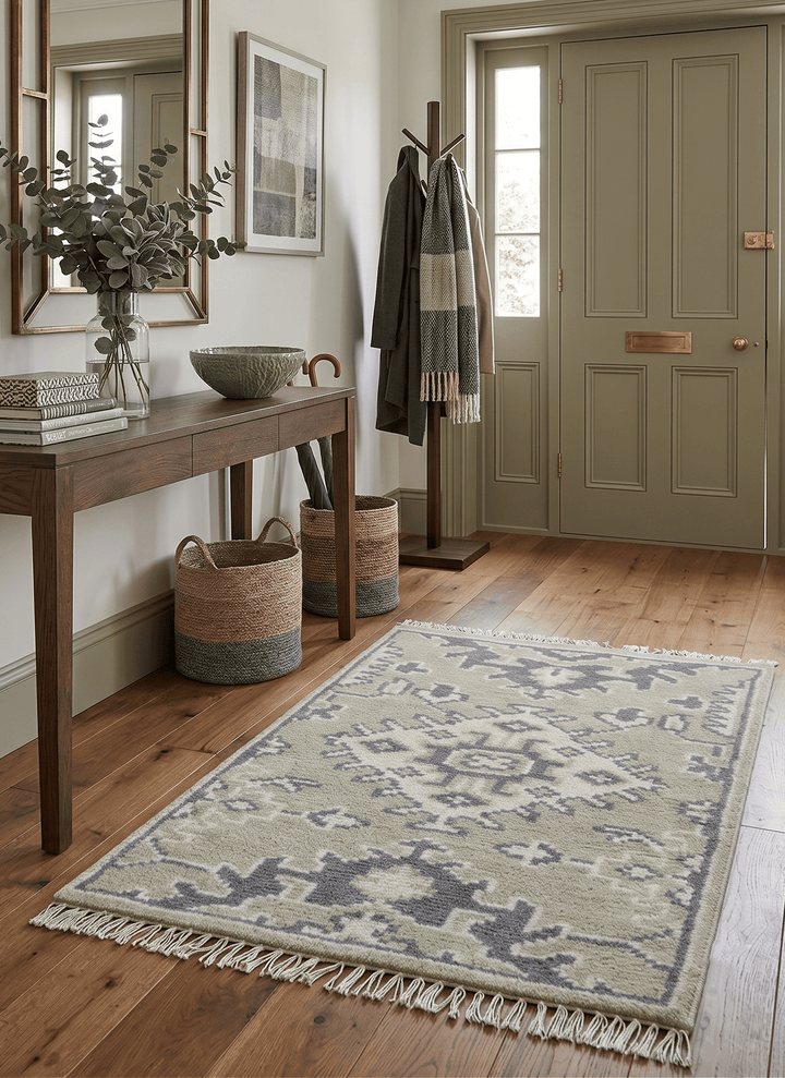 Small 2x3 Traditional Beige And Gray Hand Knotted Wool Rug - The Rug Decor