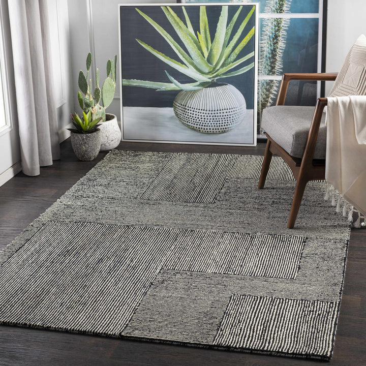 Stevington Transitional Black And Ivory Wool Area Rug - The Rug Decor