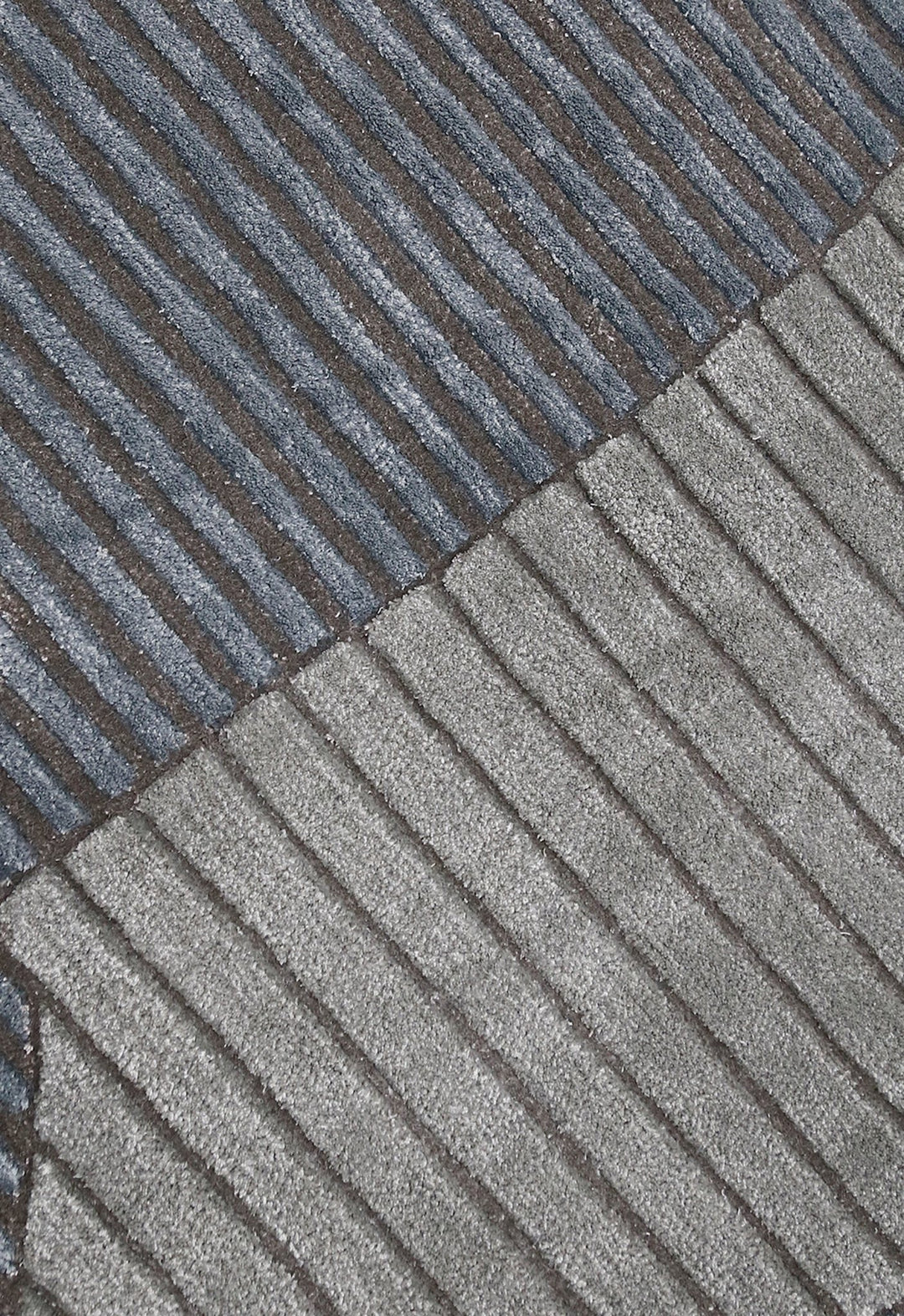 Stone Modern Gray And Silver Hand Tufted 5x7 Wool Area Rug - The Rug Decor