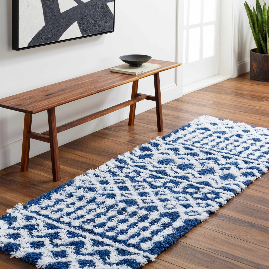 Suke Contemporary Style Blue And White Area Rug - The Rug Decor