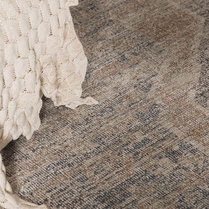 Tavon Traditional Style Beige And Gray Area Rug - The Rug Decor