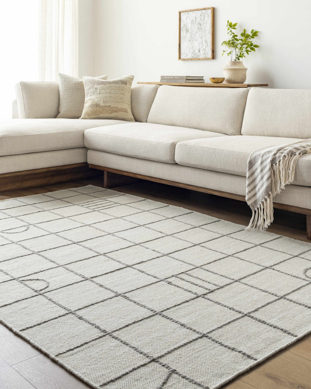 Tieve Modern Geometrical Ivory And Gray Wool Rug - The Rug Decor