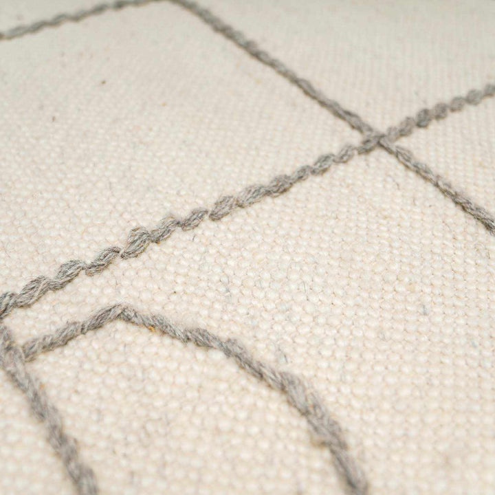 Tieve Modern Geometrical Ivory And Gray Wool Rug - The Rug Decor