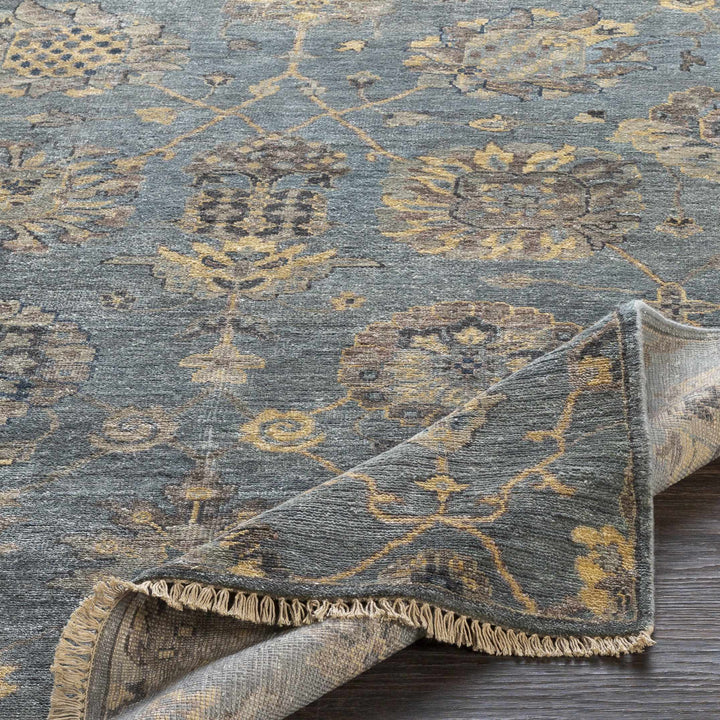 Toquerville Traditional Floral Design Hand Knotted Gray Area Rug
