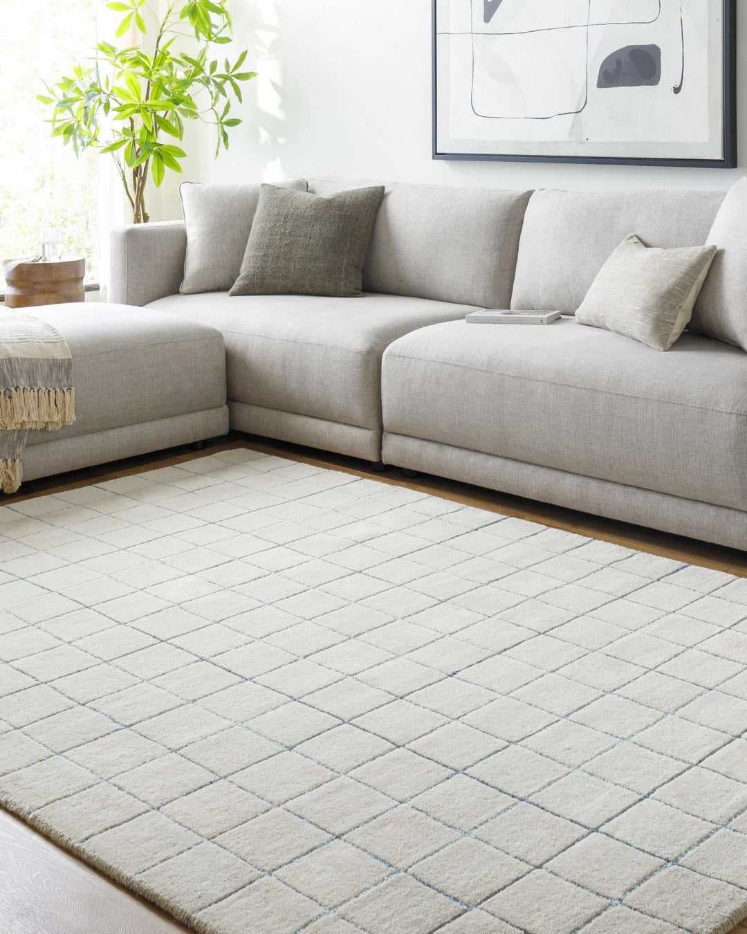 Toshi Modern Geometrical Ivory And Blue Hand Tufted Wool Rug - The Rug Decor