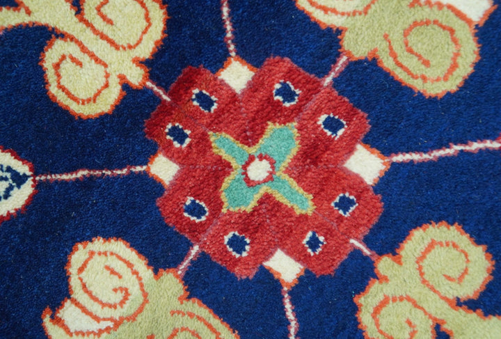 Traditional Floral Design Blue And Red 8x11 Hand Knotted wool Area Rug - The Rug Decor
