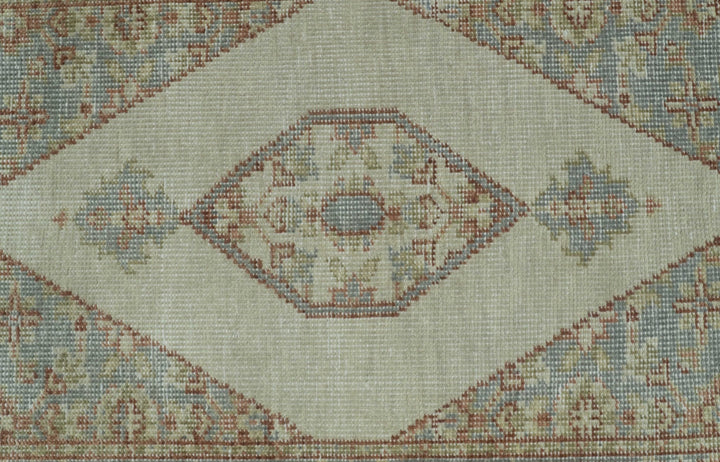 Traditional Heriz Design Beige And Blue Hand Knotted 3x5 Wool Area Rug - The Rug Decor