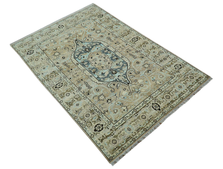 Traditional Oriental Design Beige Hand knotted 6x8.7 Wool Area Rug - The Rug Decor