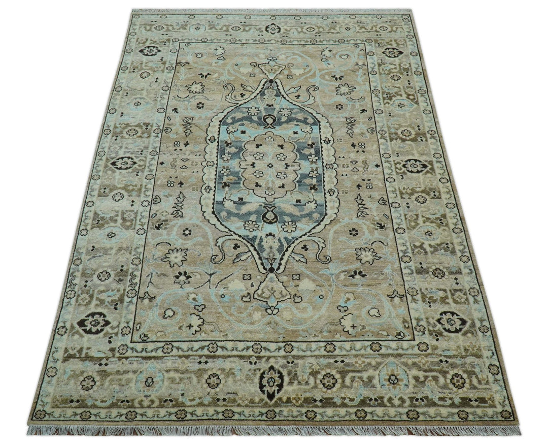 Traditional Oriental Design Beige Hand knotted 6x8.7 Wool Area Rug - The Rug Decor