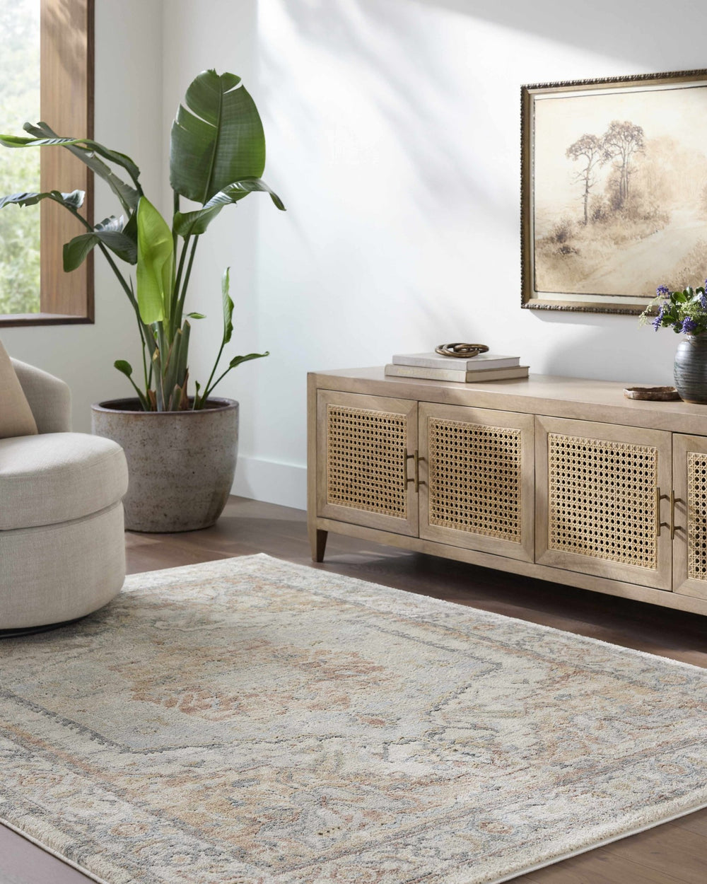 Traditional Style Tan And Blue Machine Woven Rug - The Rug Decor