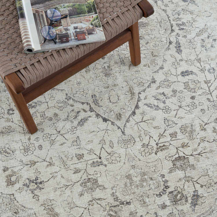 Transitional distressed Style Gray Washable Rug - The Rug Decor