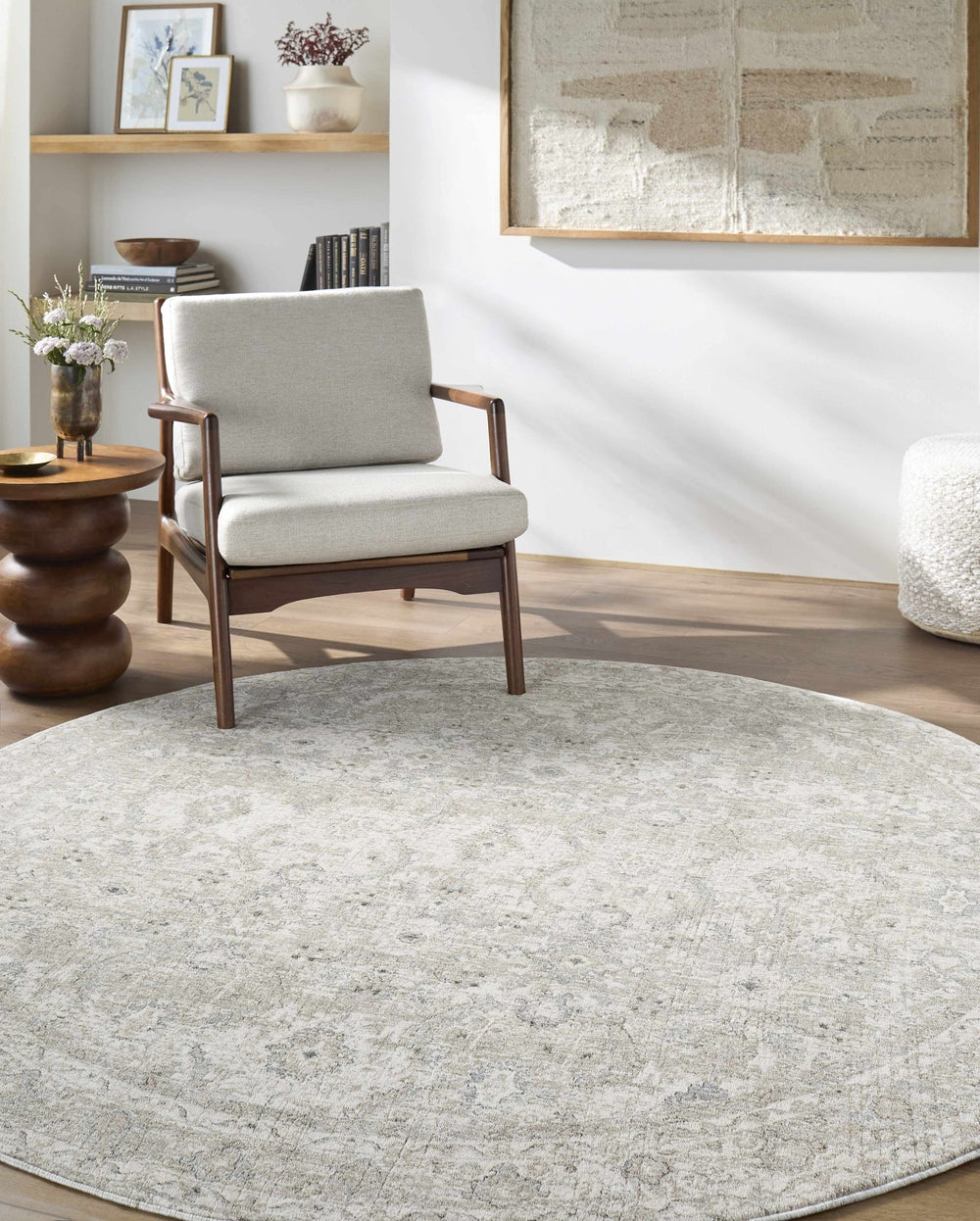 Tyren Traditional Beige And Tan Area Rug - The Rug Decor