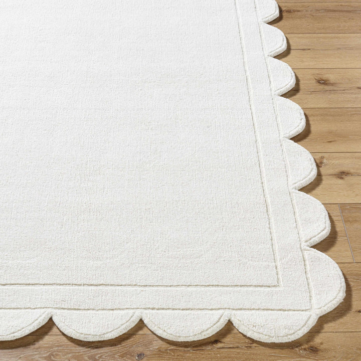 Uhuro Scalloped Contemporary Style White Area Rug - The Rug Decor