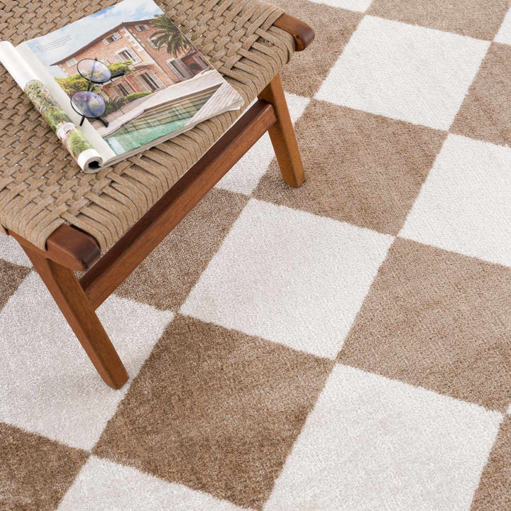 Ulric Modern Geometrical Brown And Beige Area Rug - The Rug Decor