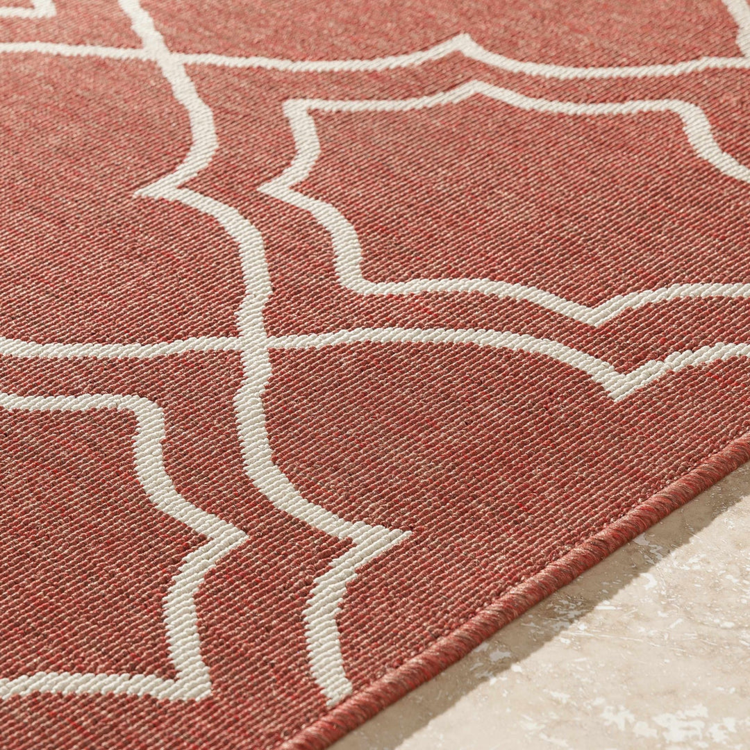 Unique Traditional Style Rust & Beige Lattice Trellis Outdoor Rug - The Rug Decor