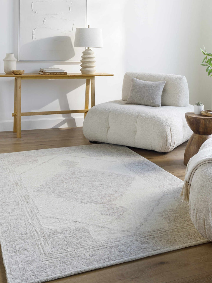 Vanna Traditional Ivory And Brown Area Rug - The Rug Decor