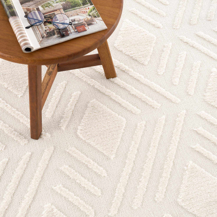 Vineyards Ivory Contemporary Geometrical Area Rug - The Rug Decor